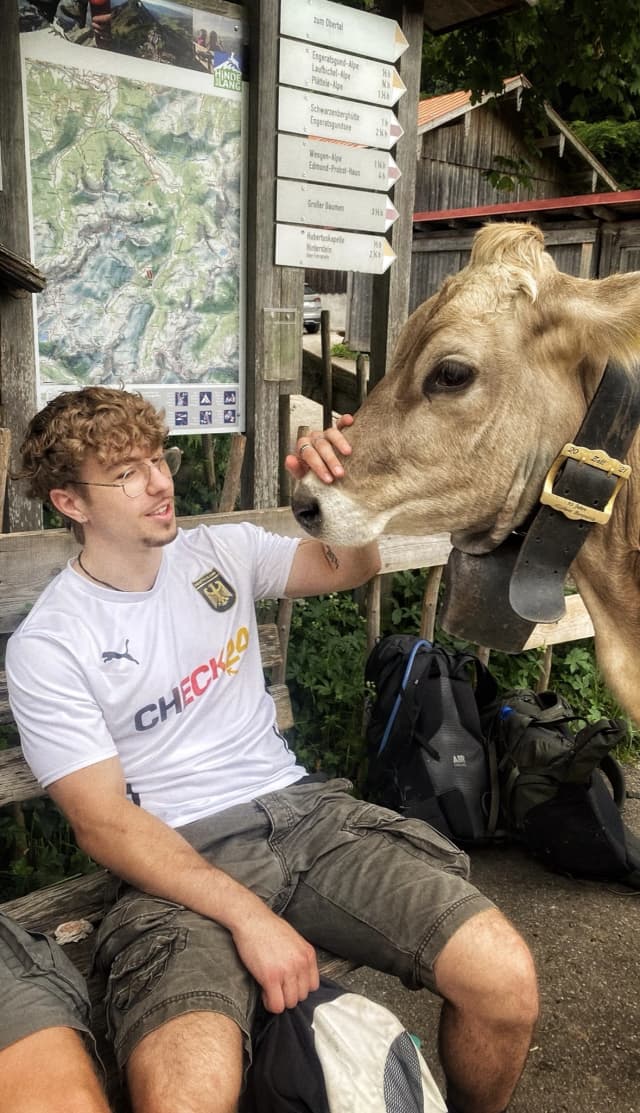 Yannis Hirsch in den Bergen – Outdoor und Abenteuer